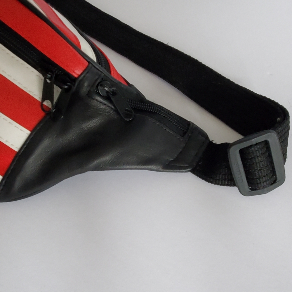 Vintage leather hip pack / fanny pack / crossbody bag American flag - Picture 4 of 9